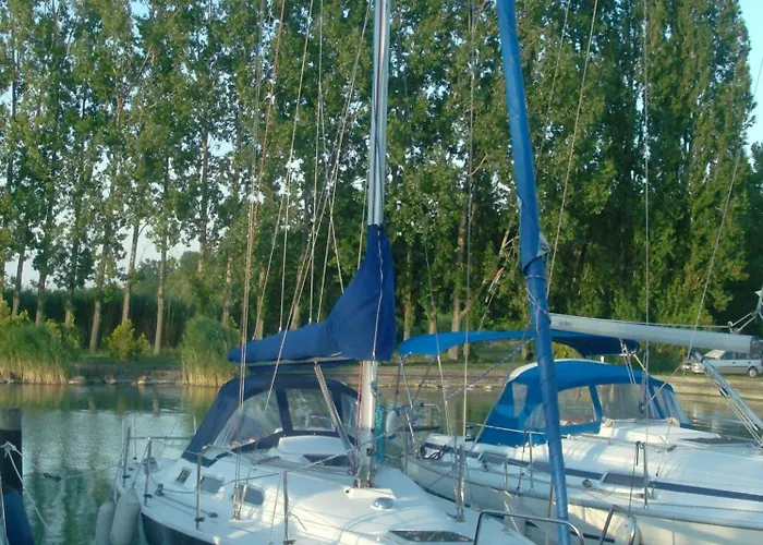 Aqua Enter36 Vitorlas * 부다페스트